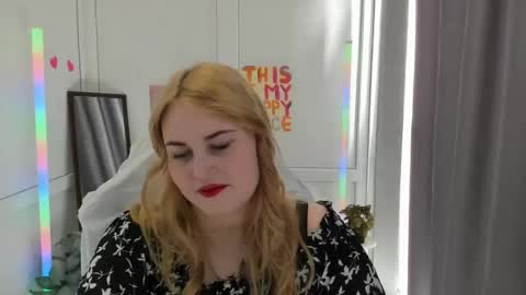 Elina online show from July 2026 06:17:01 AM