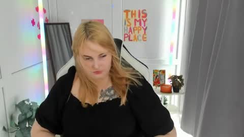 Elina online show from July 2026 10:39:01 AM
