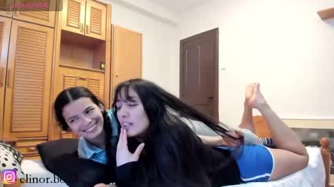 Snapshot of elinor_bo chatting on January 2025 05:55:01 PM paula onlyfns online show from January 2025 05:55:01 PM