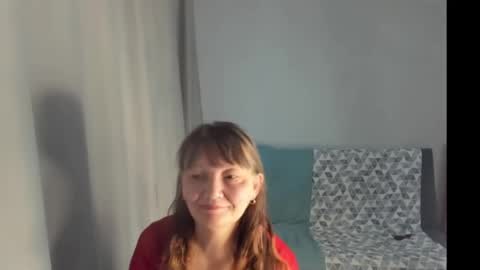 Elis online show from November 2025 01:53:01 AM