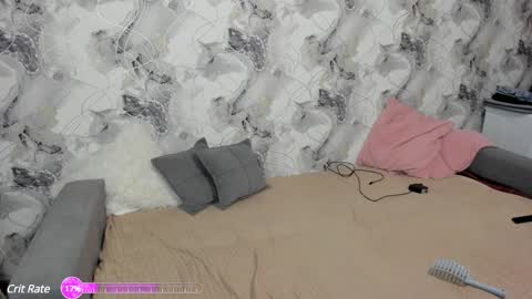 Snapshot of elisa_kollin chatting on January 2025 11:35:01 AM Aletta Oushen online show from January 2025 11:35:01 AM