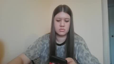 Snapshot of elisa_kollin chatting on January 2025 12:01:01 PM Aletta Oushen online show from January 2025 12:01:01 PM