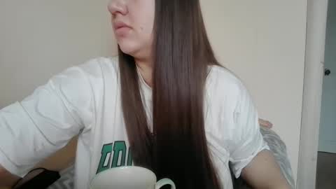 Snapshot of elisa_kollin chatting on January 2025 11:20:01 AM Aletta Oushen online show from January 2025 11:20:01 AM