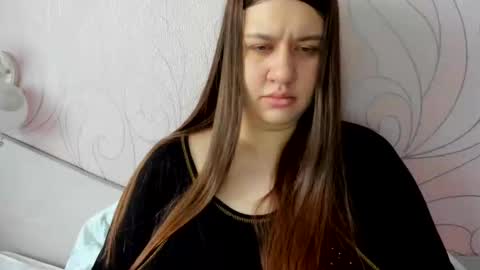 Snapshot of elisa_kollin chatting on February 2025 09:58:01 AM Aletta Oushen online show from February 2025 09:58:01 AM