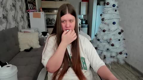 Snapshot of elisa_kollin chatting on January 2026 07:35:02 AM Aletta Oushen online show from January 2026 07:35:02 AM