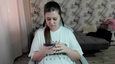 Snapshot of elisa_kollin chatting on February 2026 11:31:02 AM Aletta Oushen online show from February 2026 11:31:02 AM