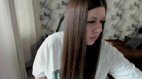 Aletta Oushen online show from May 2026 09:24:01 AM