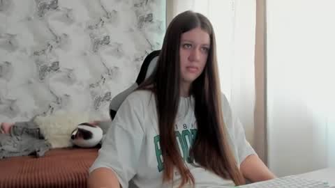 Aletta Oushen online show from June 2026 09:57:02 AM