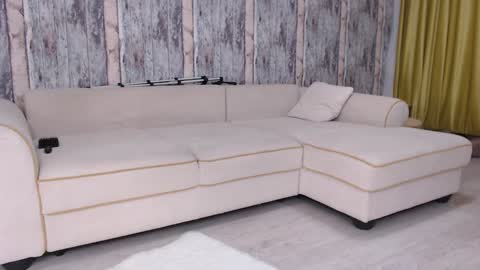 elisabeth_jason online show from September 2025 03:21:01 AM