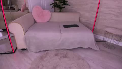 elisabeth_jason online show from July 2026 04:19:02 AM