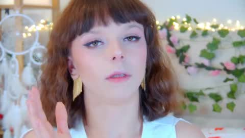 Snapshot of elisabethdavis chatting on April 2026 06:22:01 PM ElisabethDavis online show from April 2026 06:22:01 PM