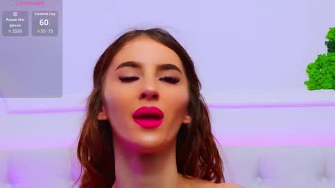 ElisaCharm online show from December 2025 03:44:02 AM