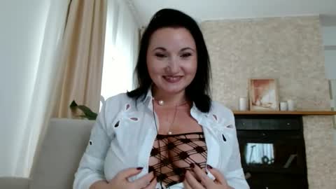 elise_bliss69 online show from September 2025 01:59:02 PM