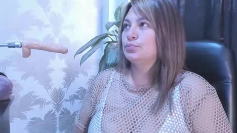 Snapshot of elise_leyton chatting on September 2025 06:55:01 PM ELISE LEYTON online show from September 2025 06:55:01 PM