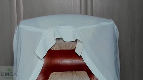 Elise online show from October 2025 07:16:01 AM