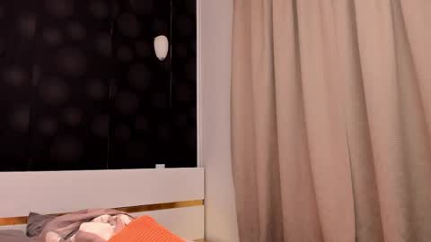 Elly online show from March 2026 08:57:02 PM