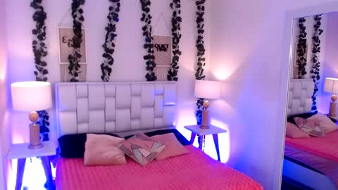 ELISE online show from June 2026 03:30:02 AM