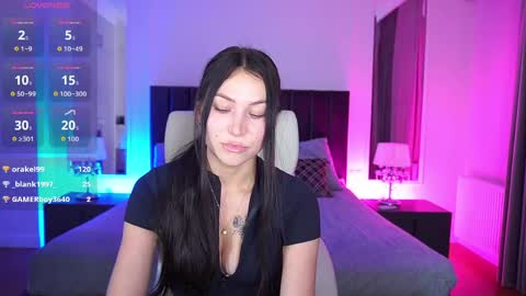 elisevelour online show from June 2026 02:33:01 PM