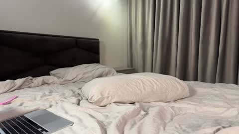 Snapshot of elisonnina chatting on January 2025 09:02:01 PM Nina online show from January 2025 09:02:01 PM