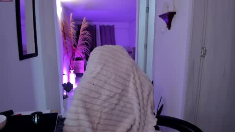 Elissa online show from May 2026 03:36:02 AM