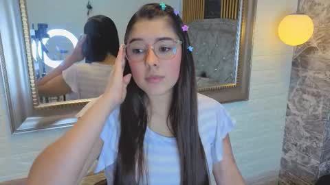 Snapshot of elisvega chatting on February 2026 07:35:01 PM elisvega online show from February 2026 07:35:01 PM