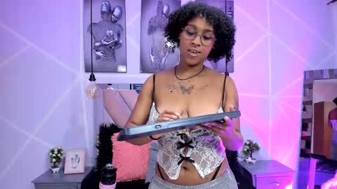 elit noa online show from February 2025 08:07:02 PM