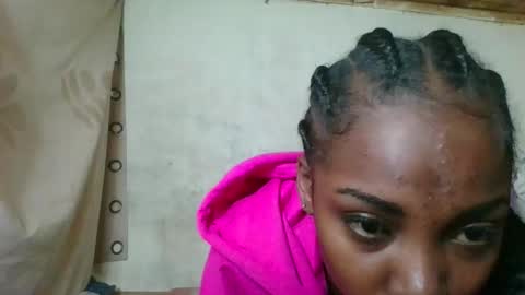 Snapshot of elita12010 chatting on December 2025 04:40:02 AM elita12010 online show from December 2025 04:40:02 AM