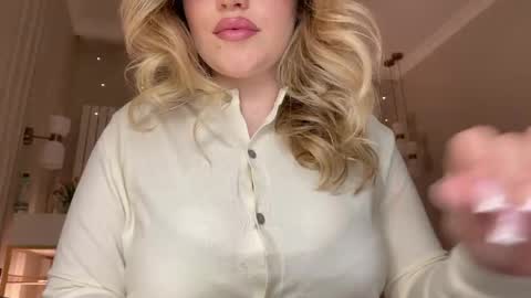 Snapshot of elixiirr chatting on March 2026 08:56:02 PM Stephanie online show from March 2026 08:56:02 PM