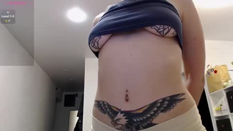 Ari online show from December 2024 04:28:01 PM