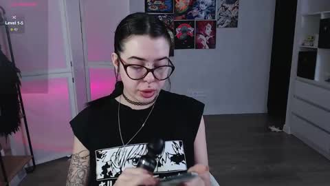 Ari online show from January 2025 02:32:02 AM