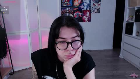 Ari online show from January 2025 04:34:01 AM