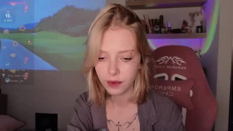 Elizabeth online show from November 2025 05:16:01 PM