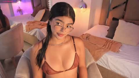 Elizabeth  online show from July 2026 12:00:02 PM