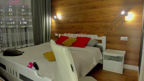 Snapshot of elizabeth_hottie chatting on December 2024 11:45:02 PM Elizabeth online show from December 2024 11:45:02 PM