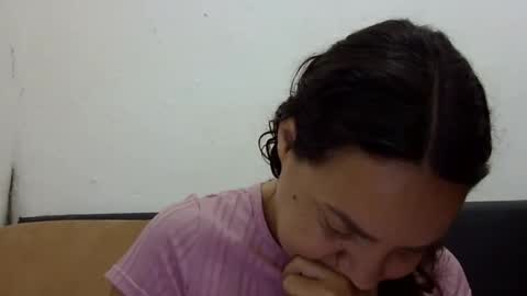 Elizabeth Martinez  online show from October 2025 03:25:02 PM