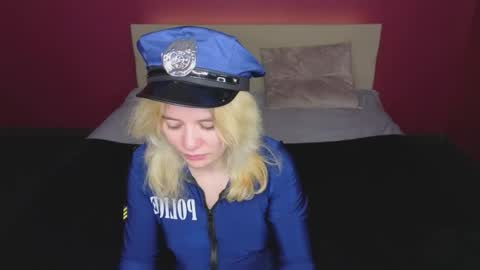 Elizabeth online show from June 2026 01:40:01 AM