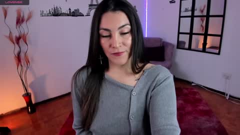 Snapshot of elizabeth_taylor_b chatting on January 2025 06:17:02 PM Elizabeth online show from January 2025 06:17:02 PM