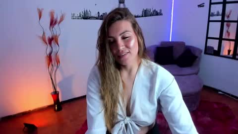 Snapshot of elizabeth_taylor_b chatting on September 2025 01:27:02 AM Elizabeth online show from September 2025 01:27:02 AM