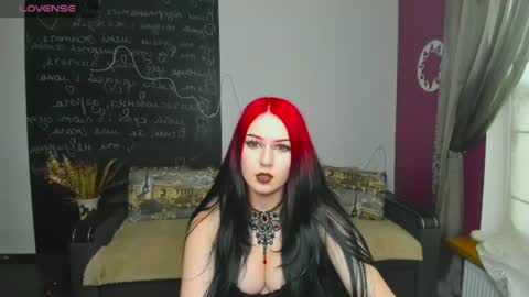 elizabeth_vamp online show from July 2026 12:01:02 PM