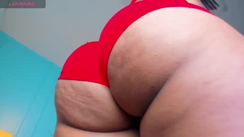 Snapshot of elizabeth_vonsweet chatting on January 2025 07:34:02 PM Eli online show from January 2025 07:34:02 PM