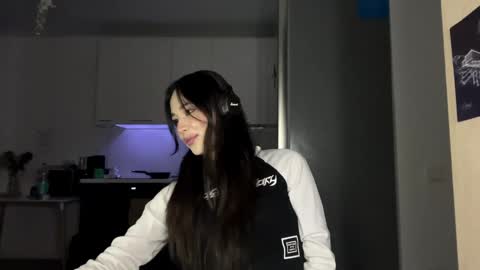 Elizabet online show from April 2026 07:33:02 PM