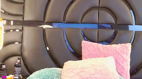 Elizabet online show from January 2025 10:13:02 PM