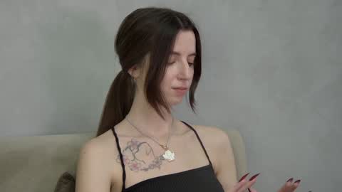 Elizabet online show from January 2025 12:54:02 AM