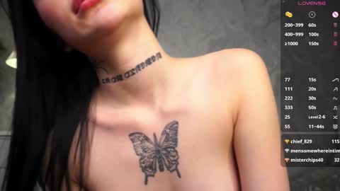 Snapshot of elizamaisy chatting on December 2024 01:39:02 PM Eva online show from December 2024 01:39:02 PM