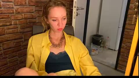 Eliza online show from July 2026 07:09:01 PM