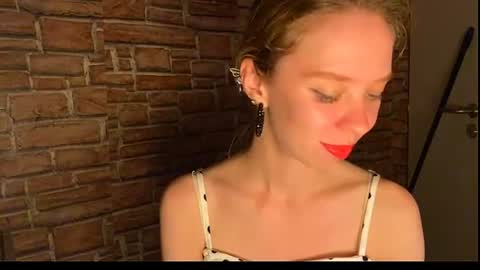 Eliza online show from July 2026 06:35:01 PM