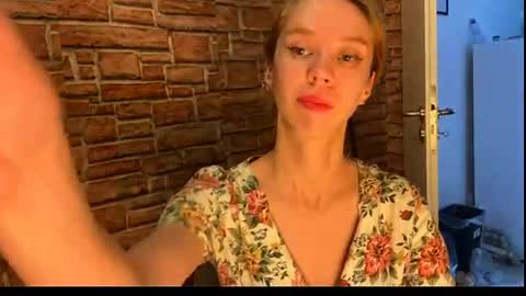Eliza online show from July 2026 05:09:02 PM