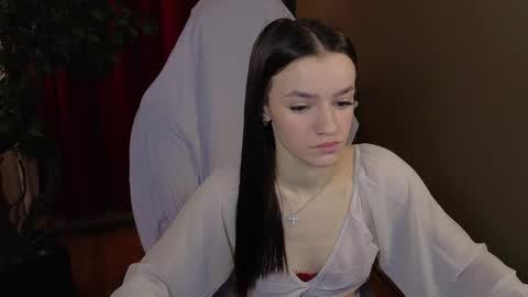 elizzza_ online show from December 2025 05:27:02 AM