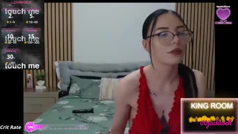 Snapshot of ella_chloe chatting on May 2026 09:19:01 PM Chloe online show from May 2026 09:19:01 PM