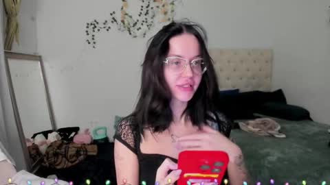 ELLA online show from January 2026 06:24:02 PM